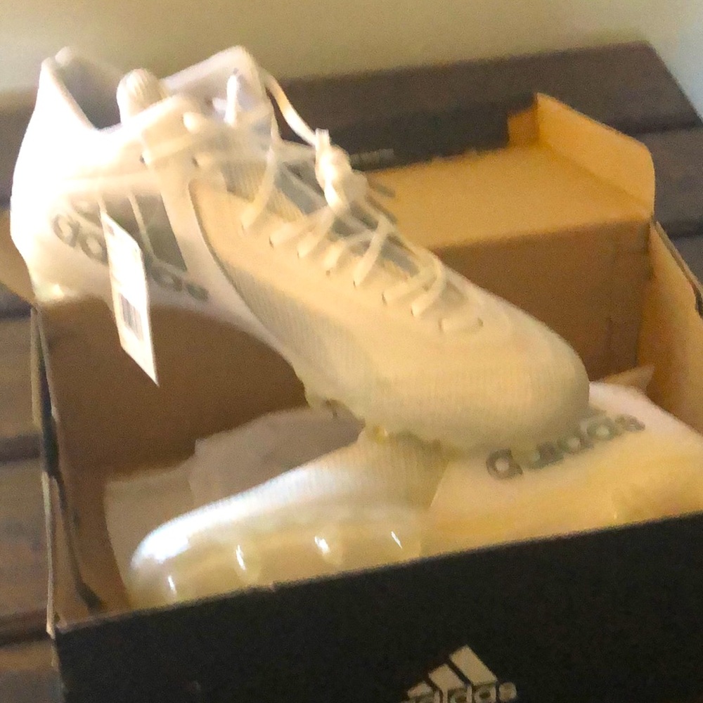 Adidas Freak cleats NWT